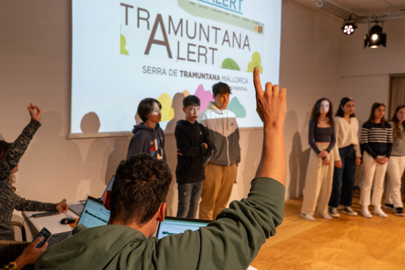 Jóvenes de Mallorca diseñan soluciones creativas para problemas sociales y ambientales 